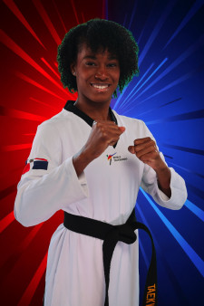Nahomy VICTOR