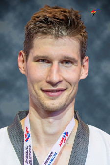 KUZNETSOV ROMAN