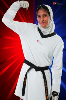 Aynaz NASIRI